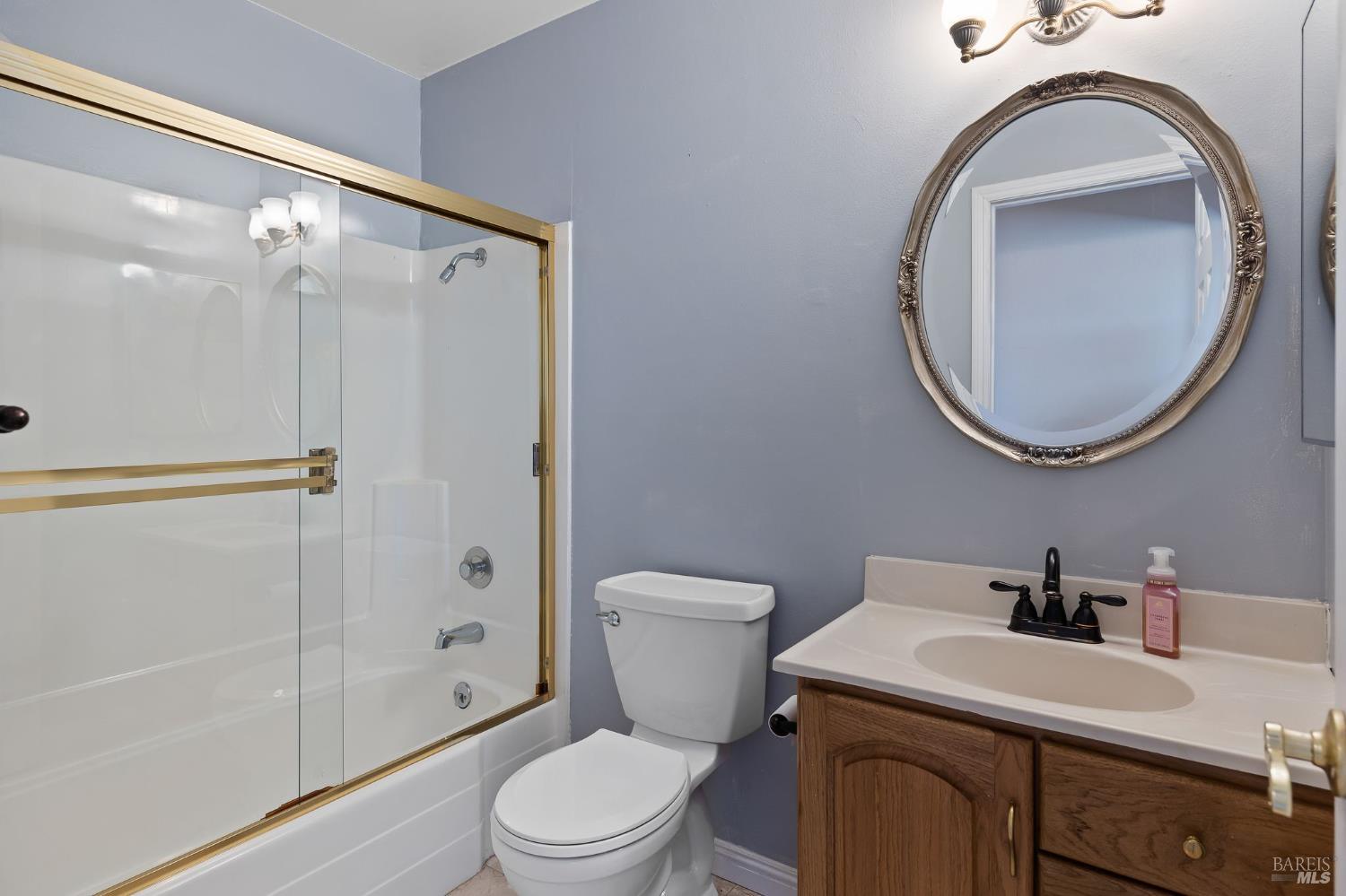 Detail Gallery Image 24 of 58 For 132 Chelsea Hills Dr, Benicia,  CA 94510 - 3 Beds | 2 Baths