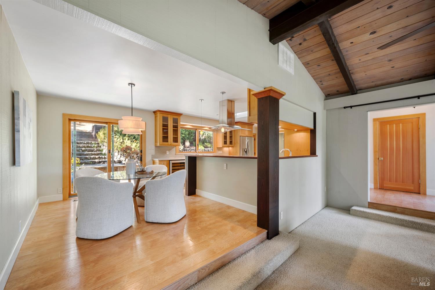 Detail Gallery Image 17 of 53 For 304 High St, Calistoga,  CA 94515 - 3 Beds | 2 Baths