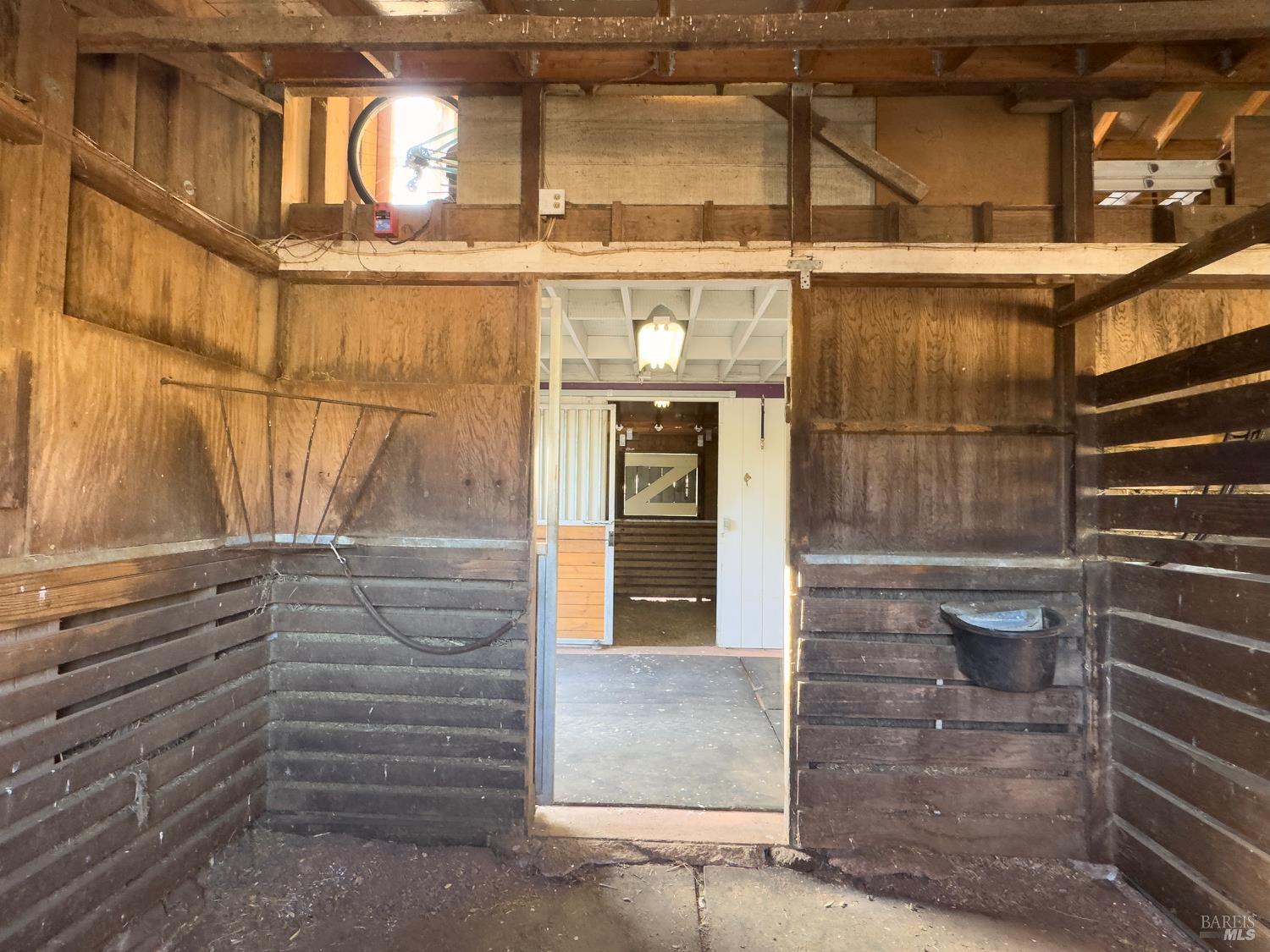 Detail Gallery Image 73 of 95 For 4560 Lovall Valley Loop Rd, Sonoma,  CA 95476 - 3 Beds | 4 Baths