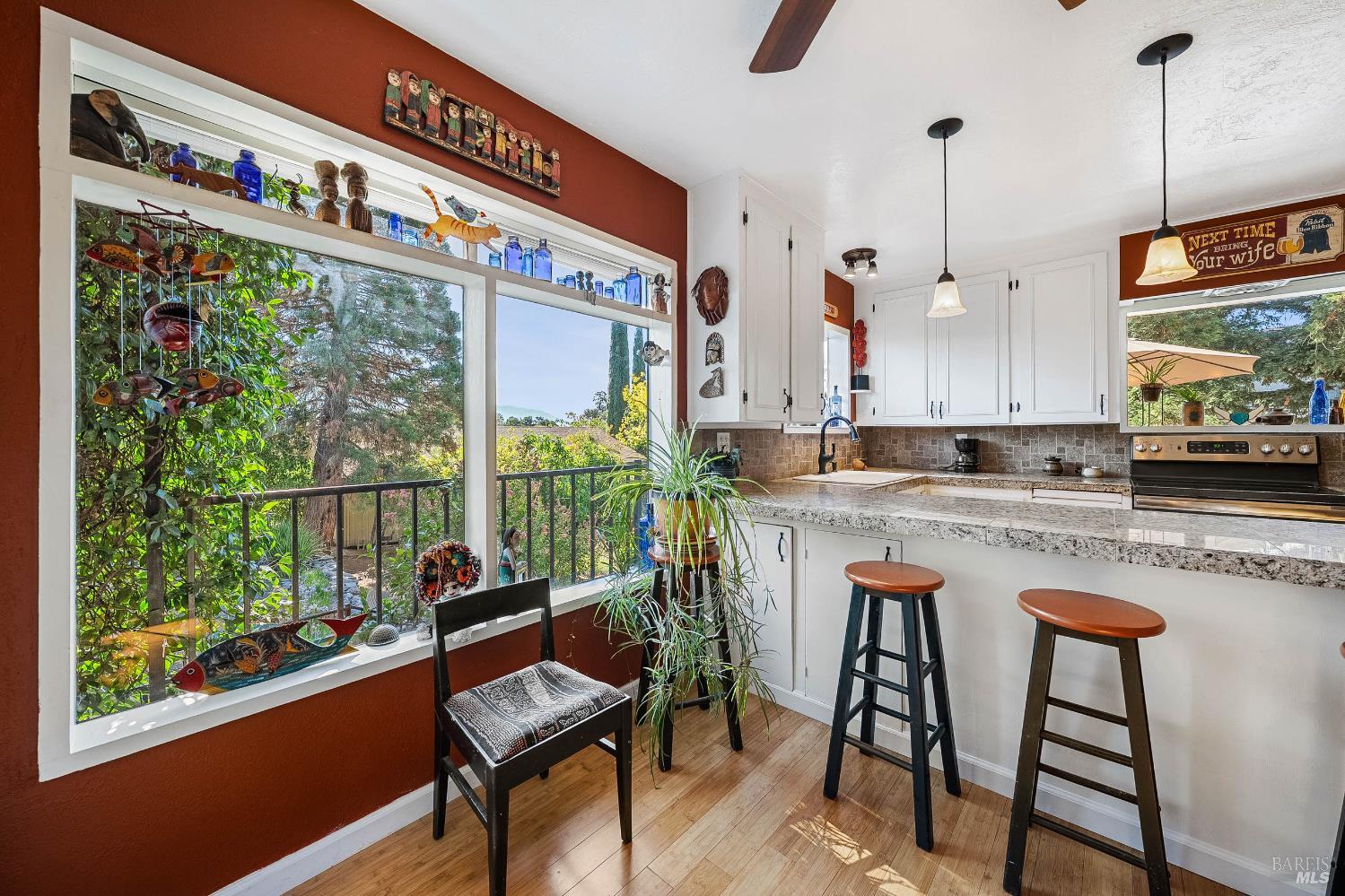 Detail Gallery Image 17 of 76 For 465 Hillcrest Dr, Lakeport,  CA 95453 - 3 Beds | 1/2 Baths
