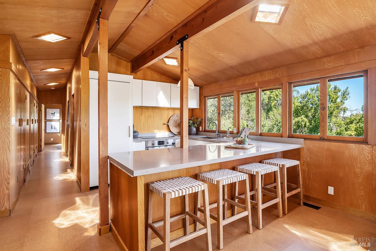 Detail Gallery Image 13 of 52 For 12 Indian Rd, San Rafael,  CA 94903 - 3 Beds | 1 Baths
