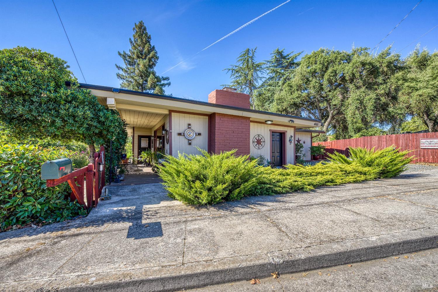Detail Gallery Image 49 of 76 For 465 Hillcrest Dr, Lakeport,  CA 95453 - 3 Beds | 1/2 Baths