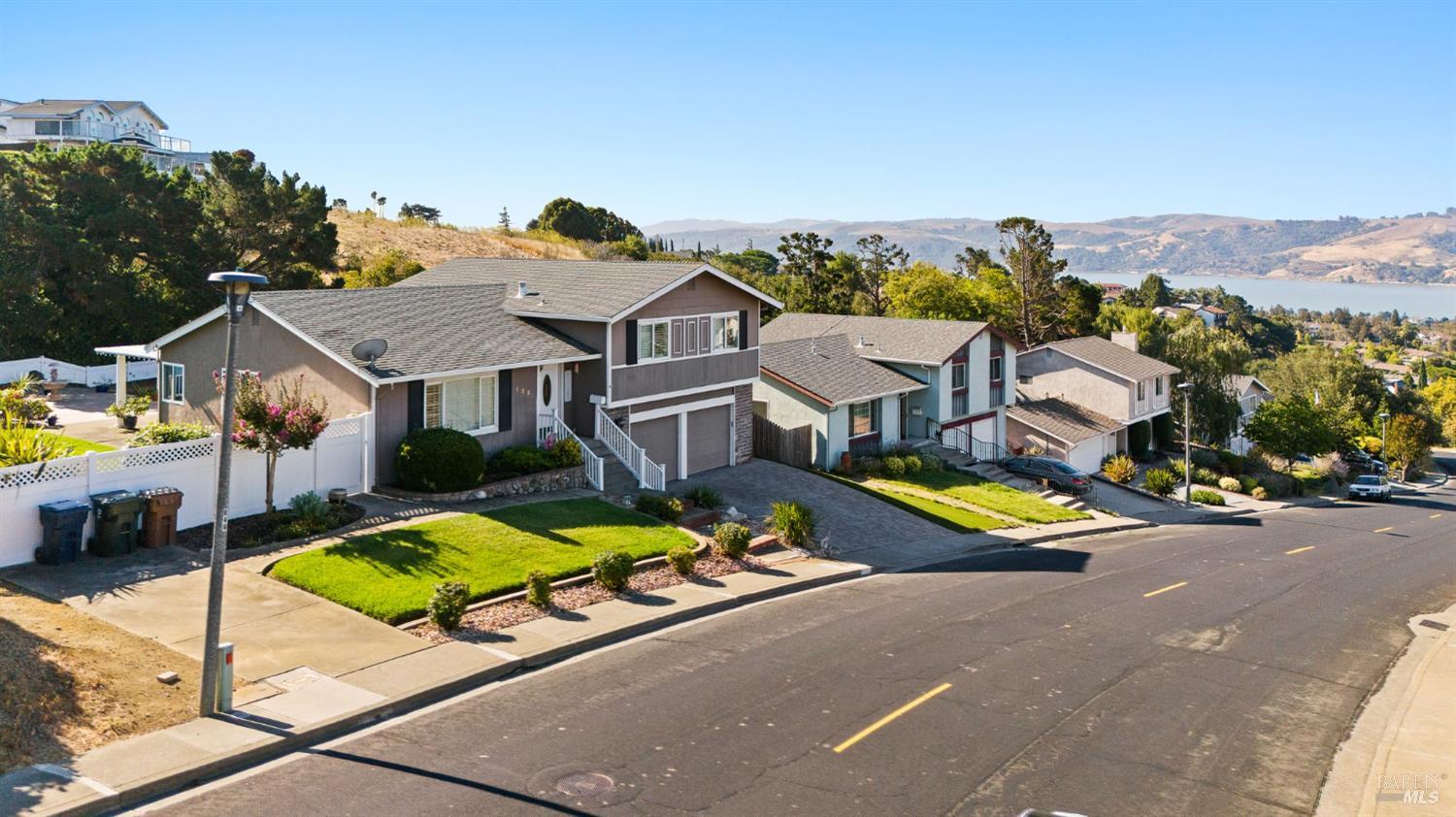 Detail Gallery Image 47 of 58 For 132 Chelsea Hills Dr, Benicia,  CA 94510 - 3 Beds | 2 Baths