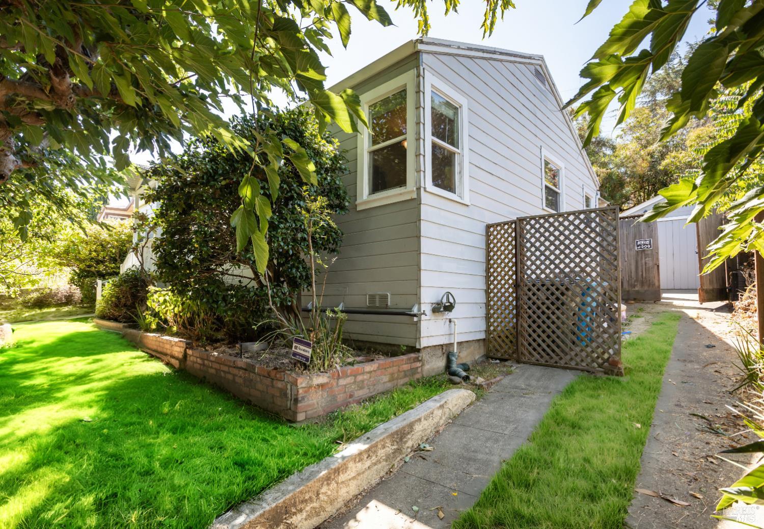 Detail Gallery Image 31 of 32 For 127 Hill Dr, Vallejo,  CA 94590 - 3 Beds | 1 Baths