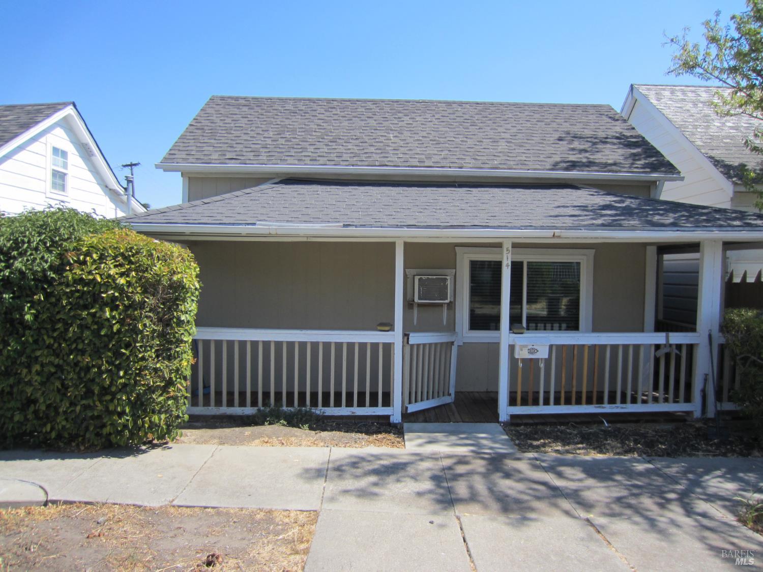 Detail Gallery Image 1 of 15 For 514 Montezuma St, Rio Vista,  CA 94571 - 2 Beds | 2 Baths