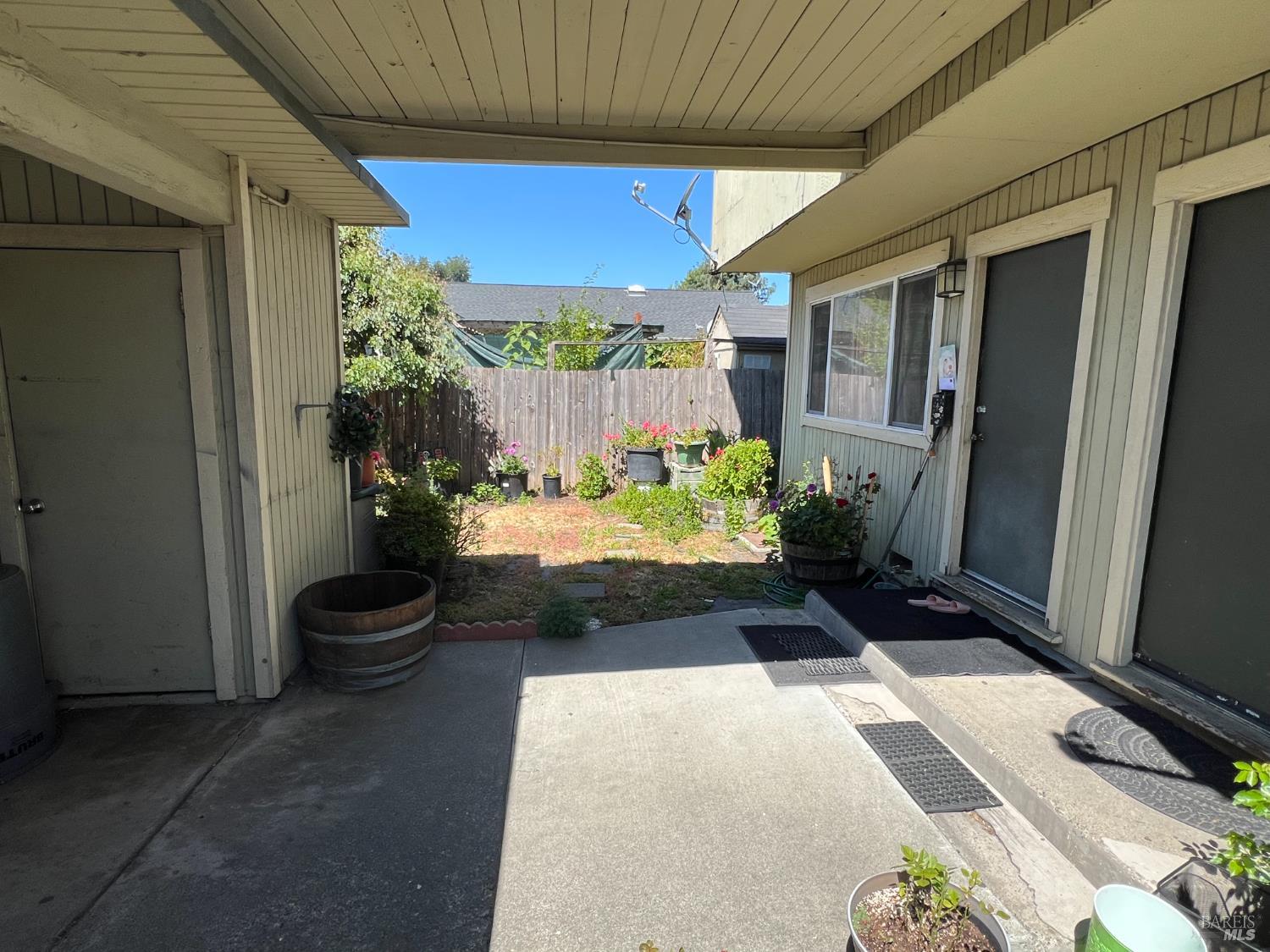 Detail Gallery Image 6 of 23 For 651 Maple Ave,  Santa Rosa,  CA 95404 - – Beds | – Baths