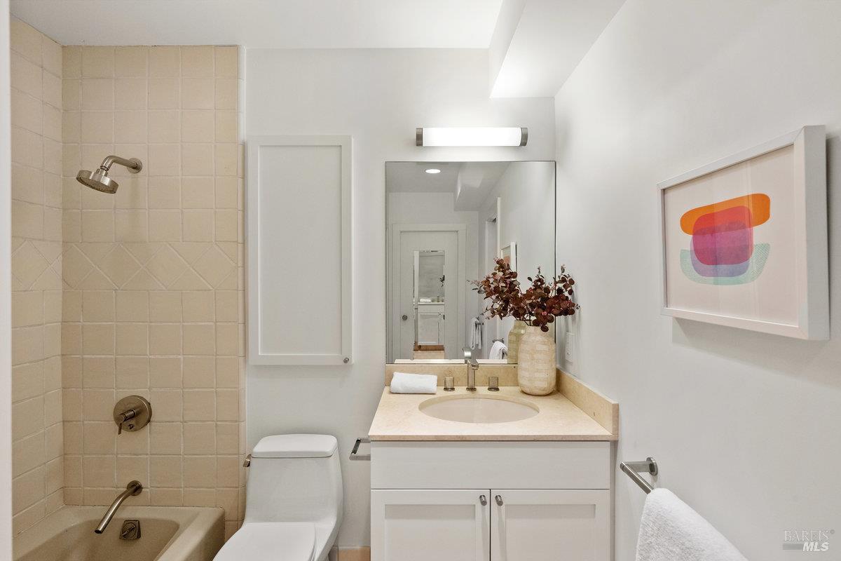 Detail Gallery Image 54 of 99 For 125 Laurel Ave, Stinson Beach,  CA 94970 - 3 Beds | 3 Baths