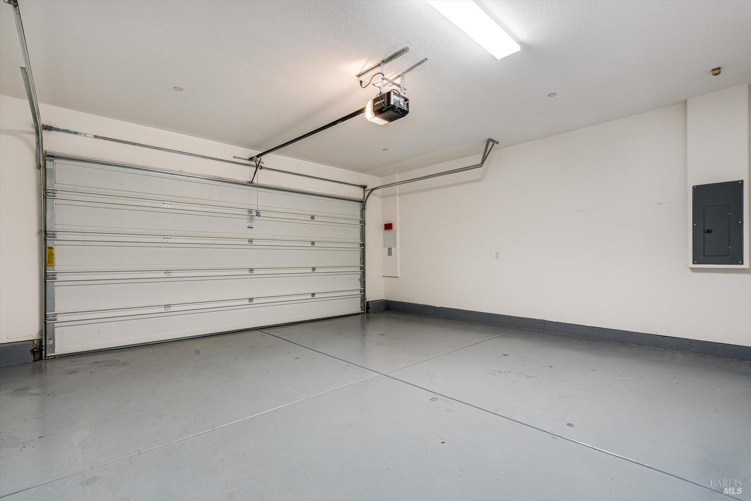 Detail Gallery Image 37 of 45 For 5646 Kameron Pl, Rohnert Park,  CA 94928 - 3 Beds | 2/1 Baths