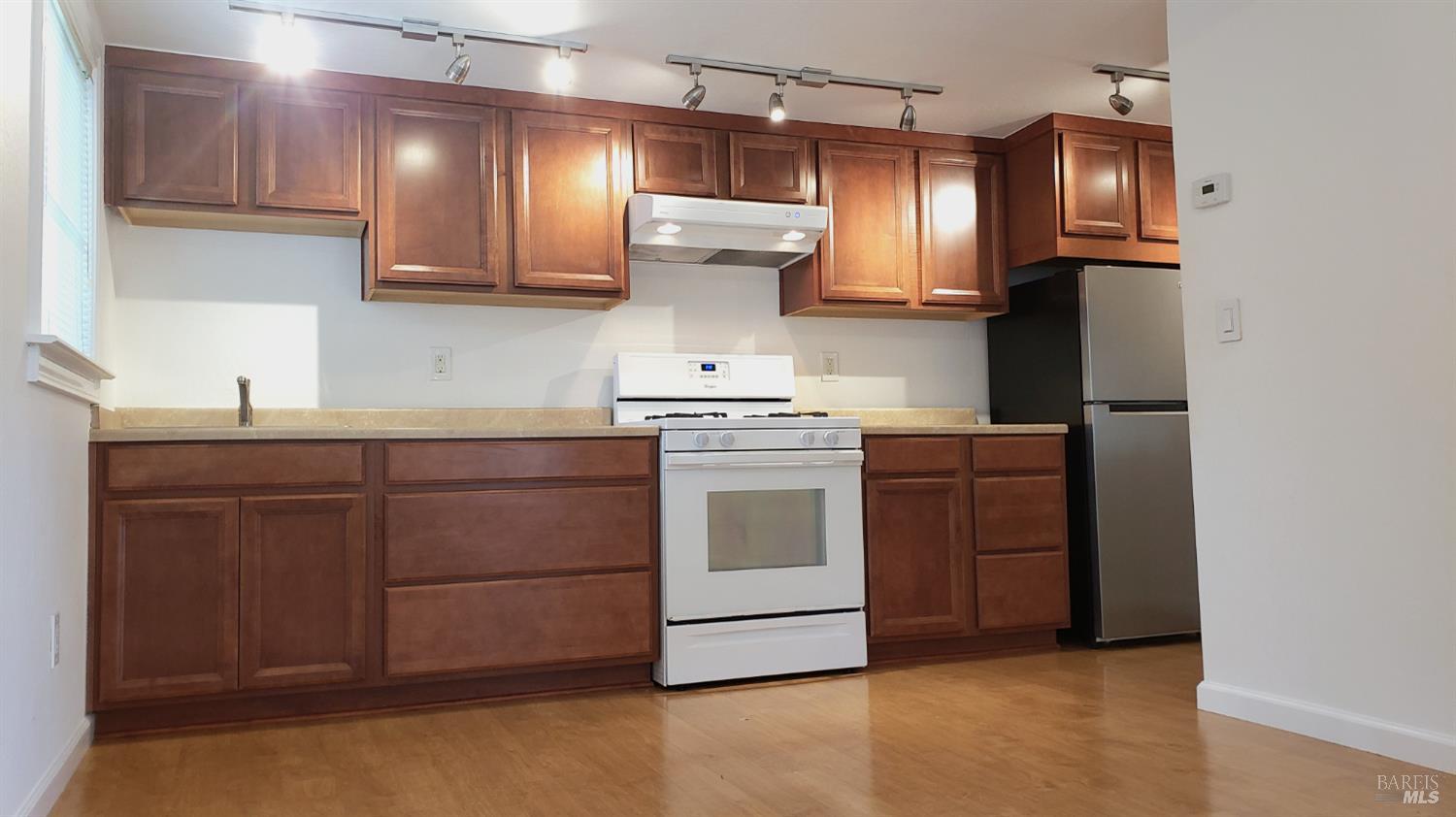 Detail Gallery Image 4 of 17 For 1153 Eggleston St, Napa,  CA 94559 - 1 Beds | 1 Baths