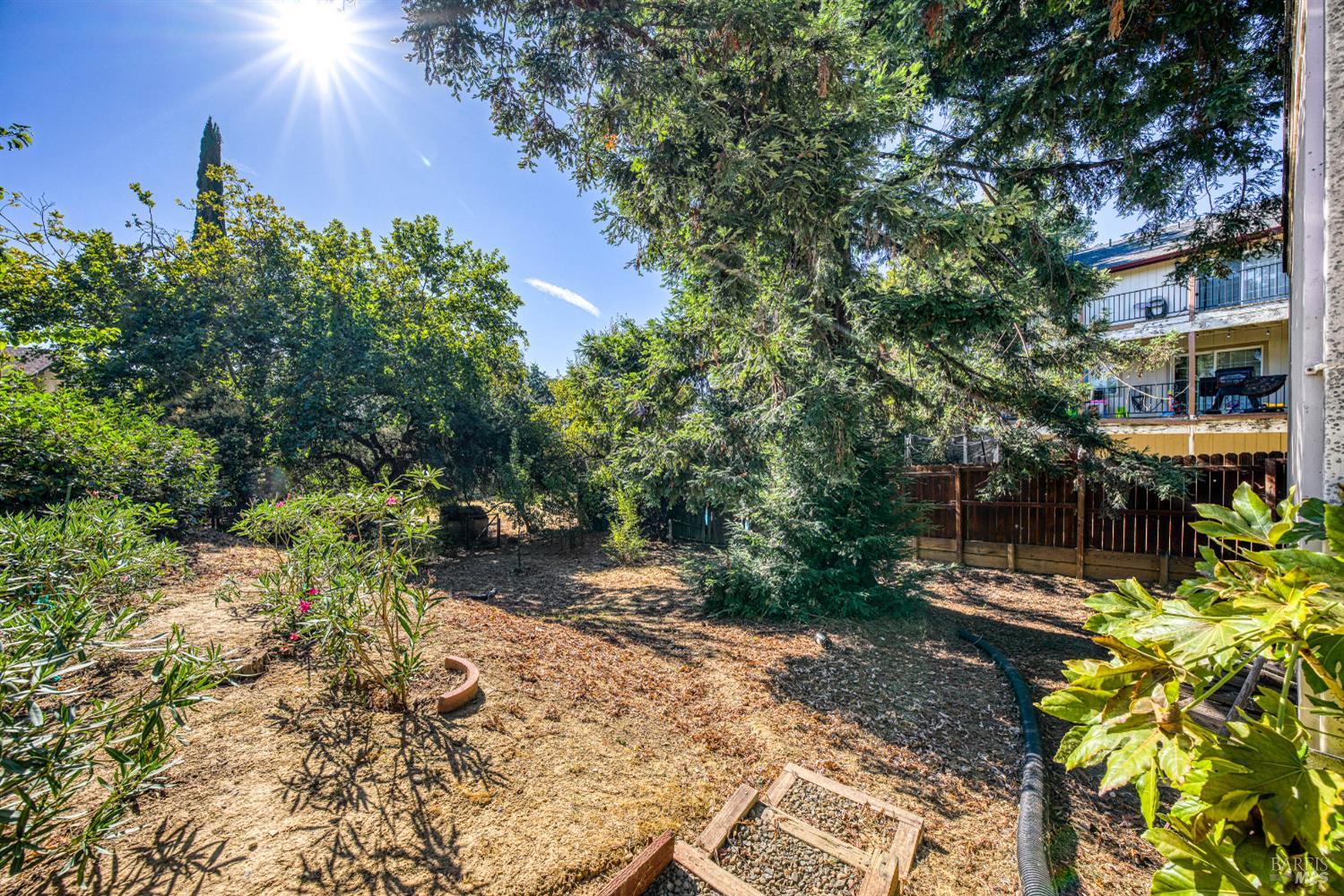 Detail Gallery Image 55 of 76 For 465 Hillcrest Dr, Lakeport,  CA 95453 - 3 Beds | 1/2 Baths