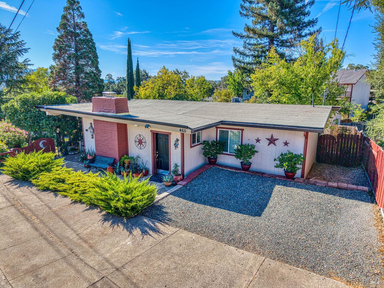Detail Gallery Image 1 of 76 For 465 Hillcrest Dr, Lakeport,  CA 95453 - 3 Beds | 1/2 Baths