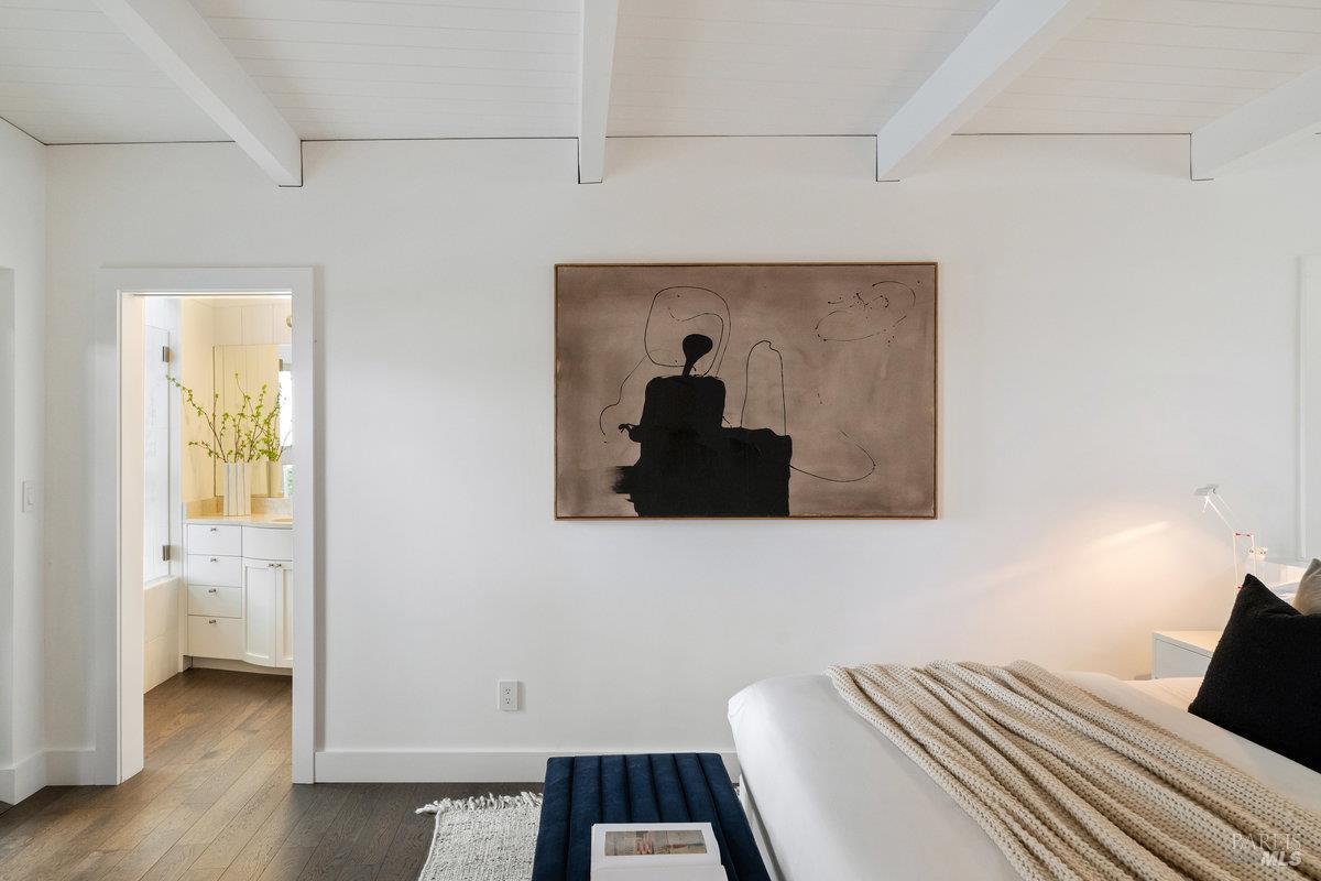 Detail Gallery Image 31 of 99 For 125 Laurel Ave, Stinson Beach,  CA 94970 - 3 Beds | 3 Baths