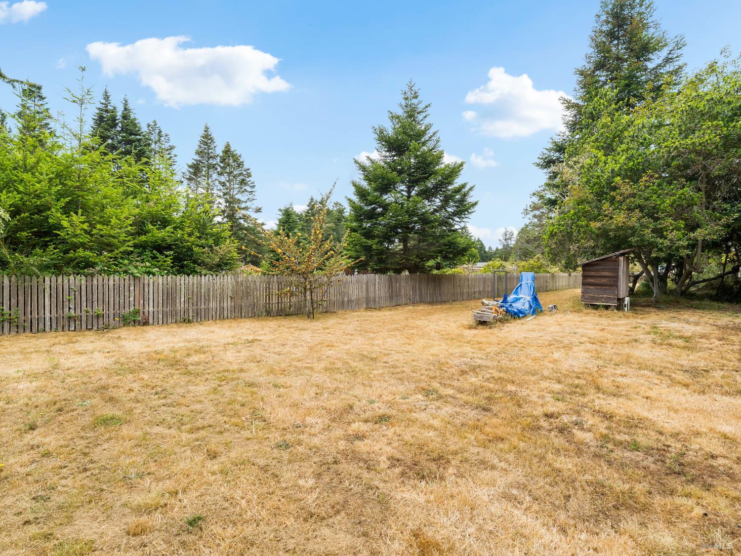 Detail Gallery Image 36 of 41 For 10392 Hills Rd, Mendocino,  CA 95460 - 2 Beds | 1 Baths