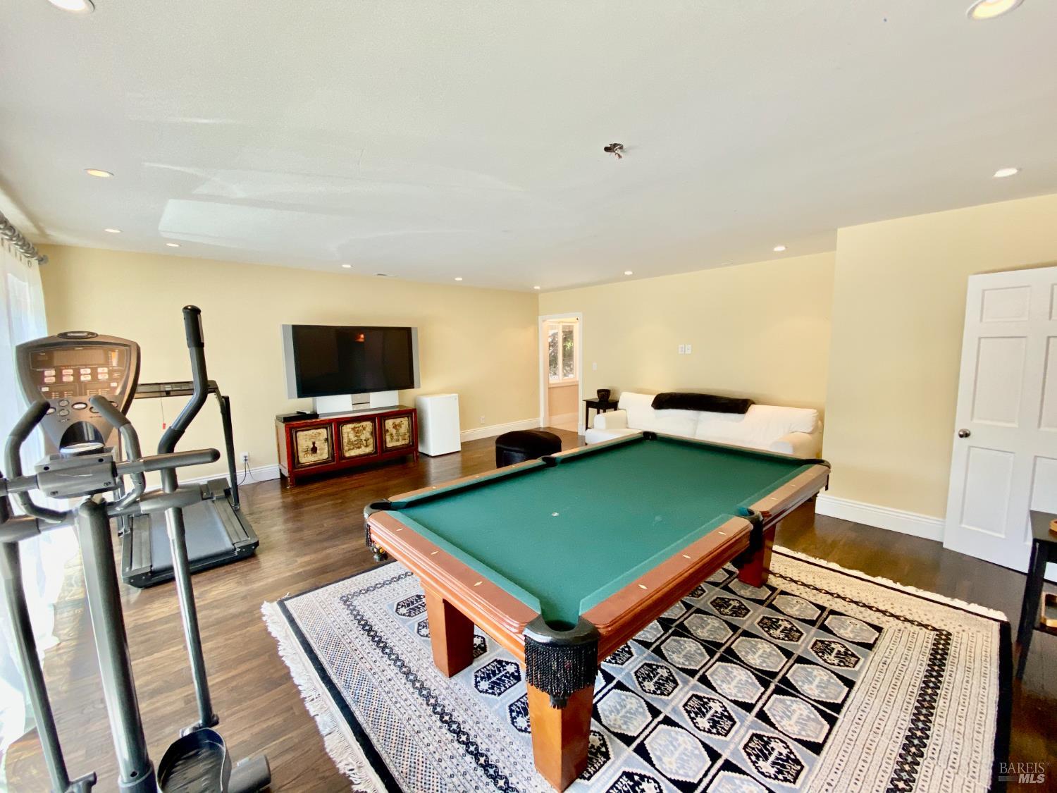 Detail Gallery Image 43 of 81 For 3594 Silverado Trl, Saint Helena,  CA 94574 - 5 Beds | 5/1 Baths