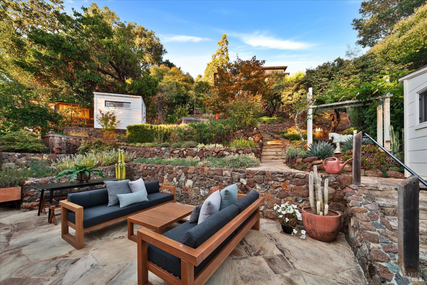 Detail Gallery Image 41 of 55 For 265 Crescent Rd, San Anselmo,  CA 94960 - 3 Beds | 3 Baths