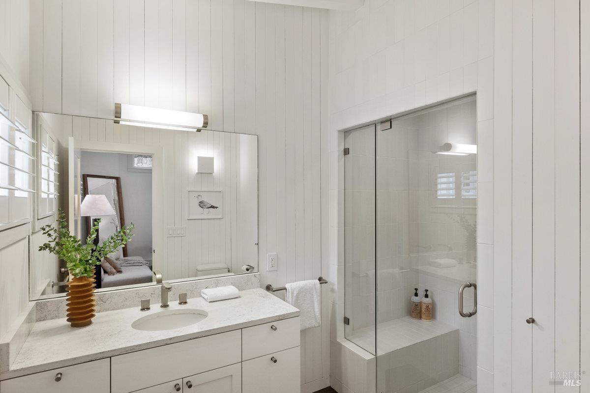Detail Gallery Image 44 of 99 For 125 Laurel Ave, Stinson Beach,  CA 94970 - 3 Beds | 3 Baths