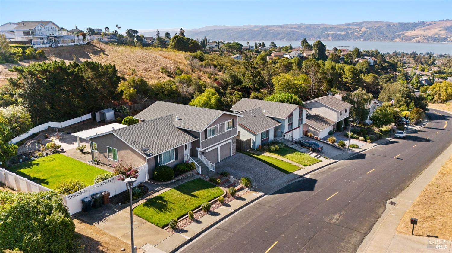 Detail Gallery Image 49 of 58 For 132 Chelsea Hills Dr, Benicia,  CA 94510 - 3 Beds | 2 Baths