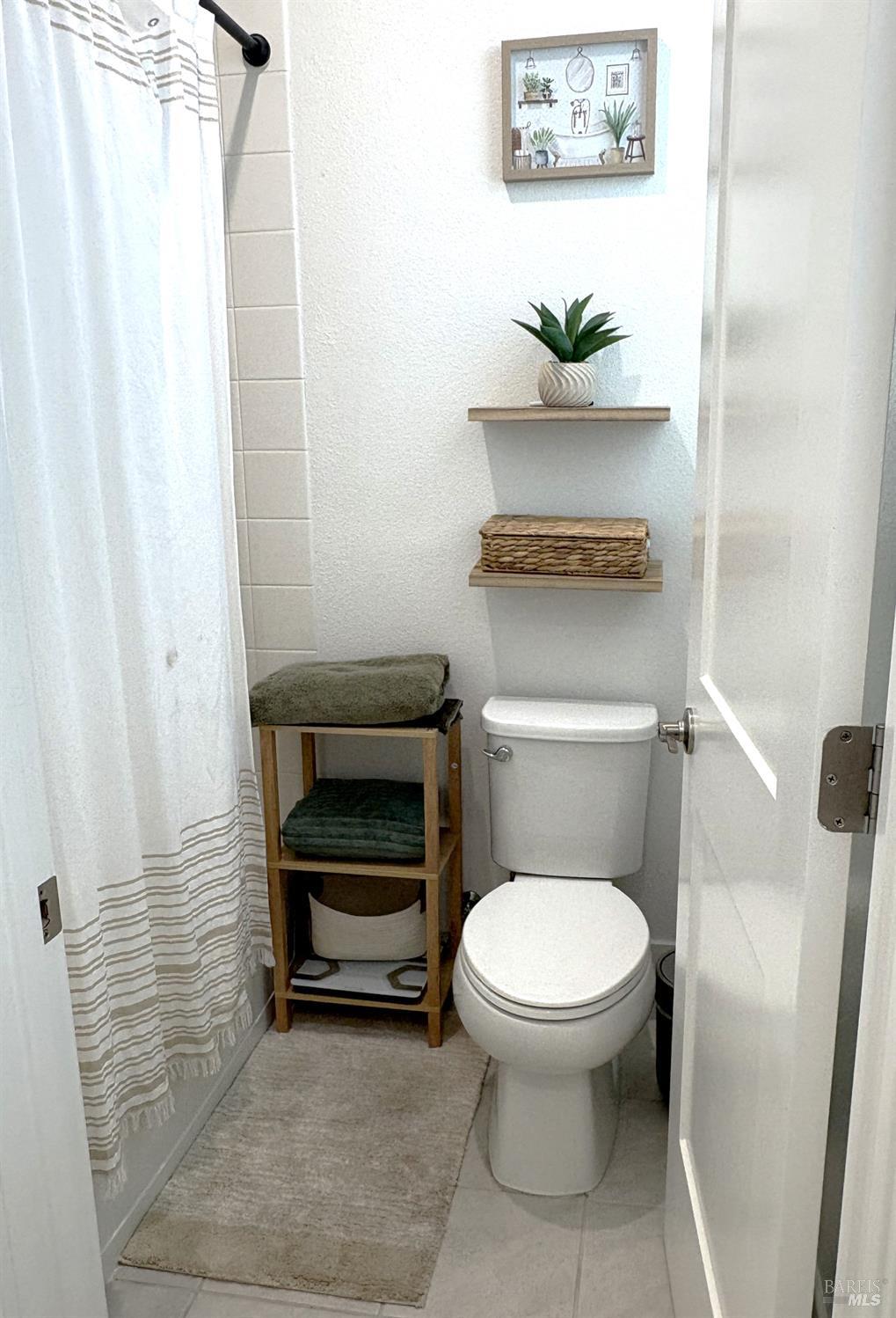 Detail Gallery Image 21 of 25 For 2912 Liscum St, Santa Rosa,  CA 95407 - 3 Beds | 2/1 Baths