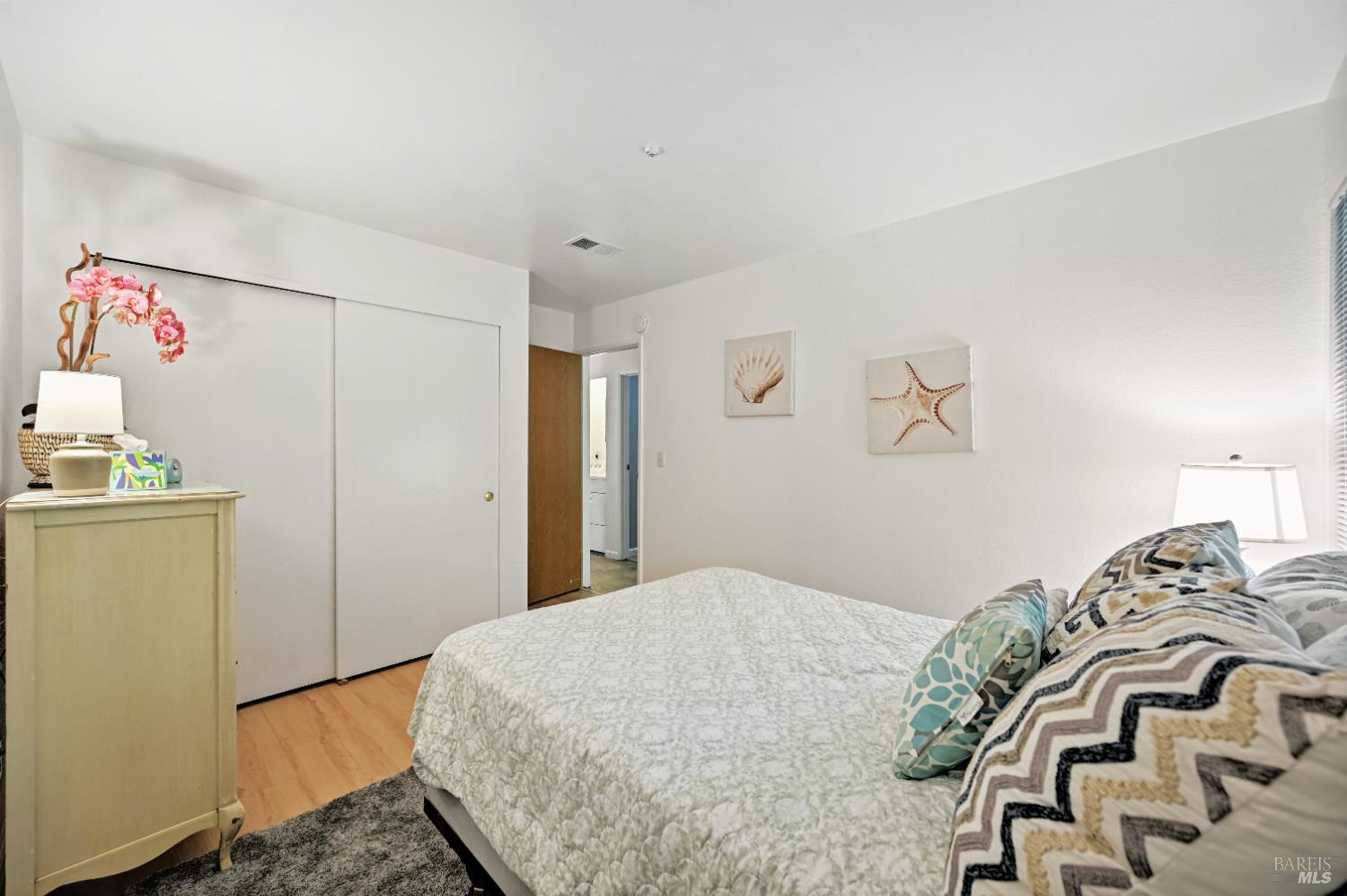 Detail Gallery Image 9 of 38 For 43 Creek Ct, Cotati,  CA 94931 - 2 Beds | 1 Baths