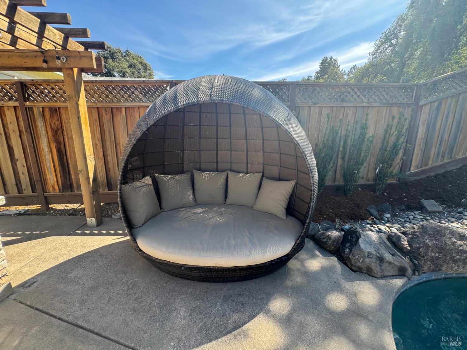 Detail Gallery Image 35 of 50 For 107 St Michael Ct, Cloverdale,  CA 95425 - 3 Beds | 2 Baths