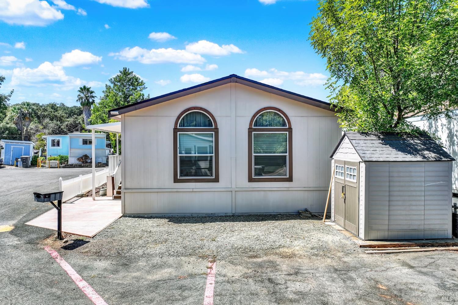 Detail Gallery Image 3 of 73 For 700 Shady Glen Ln, Vacaville,  CA 95688 - 3 Beds | 2 Baths