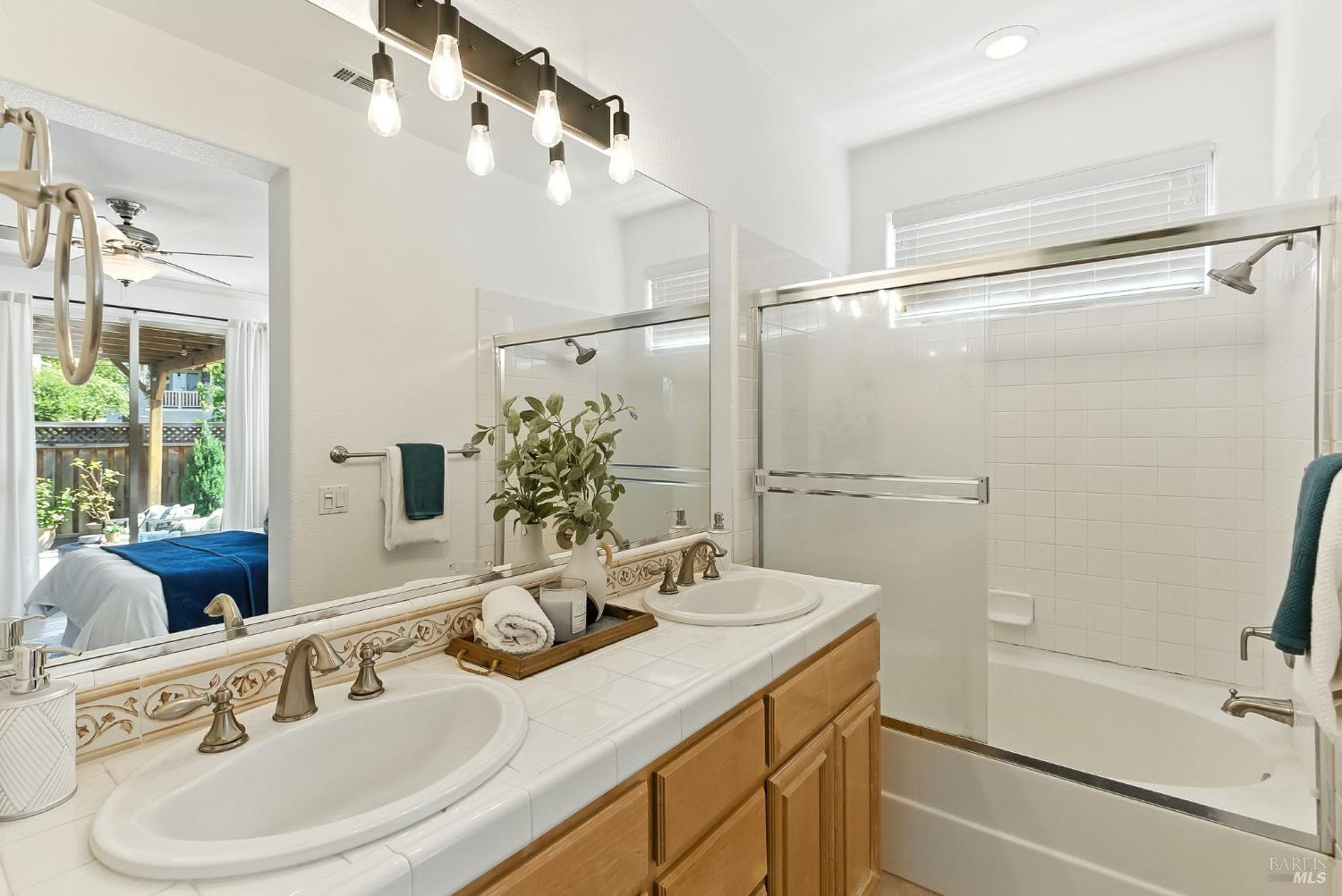 Detail Gallery Image 25 of 37 For 463 Goblet Pl, Windsor,  CA 95492 - 3 Beds | 2 Baths