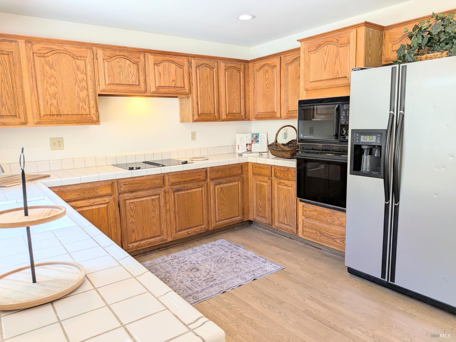 Detail Gallery Image 11 of 20 For 2220 Fox Glen Dr, Fairfield,  CA 94534 - 5 Beds | 3 Baths