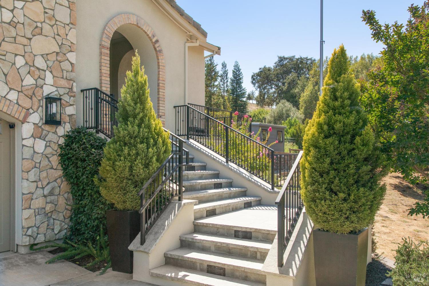 Detail Gallery Image 90 of 96 For 3747 Beartooth Ln, Napa,  CA 94558 - 4 Beds | 3 Baths