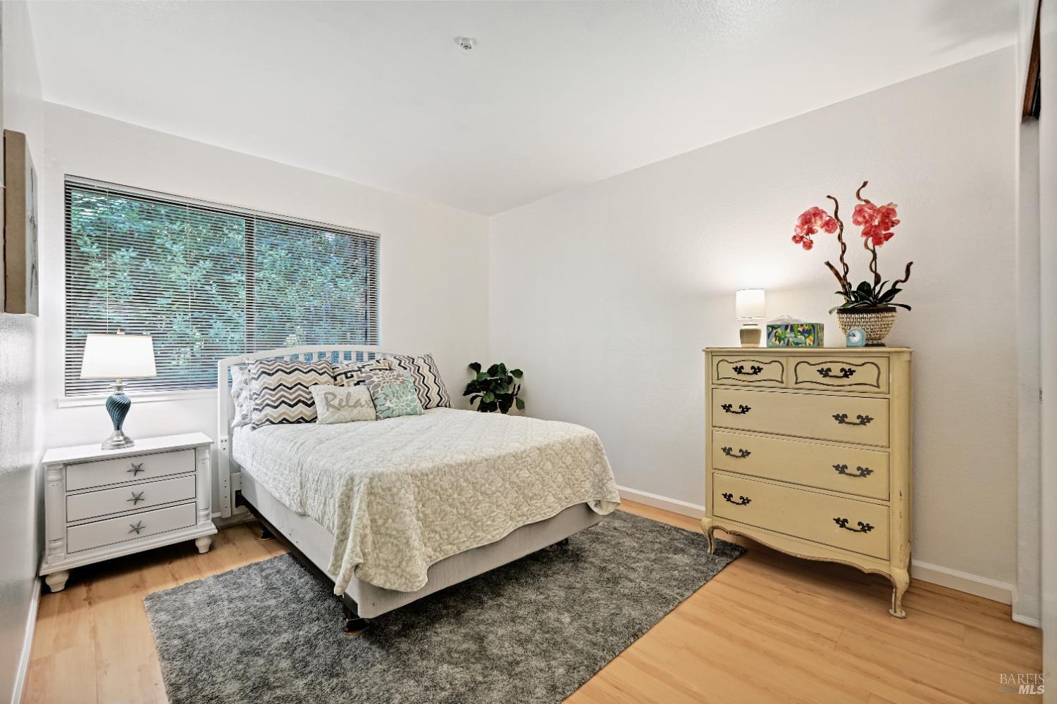 Detail Gallery Image 7 of 38 For 43 Creek Ct, Cotati,  CA 94931 - 2 Beds | 1 Baths