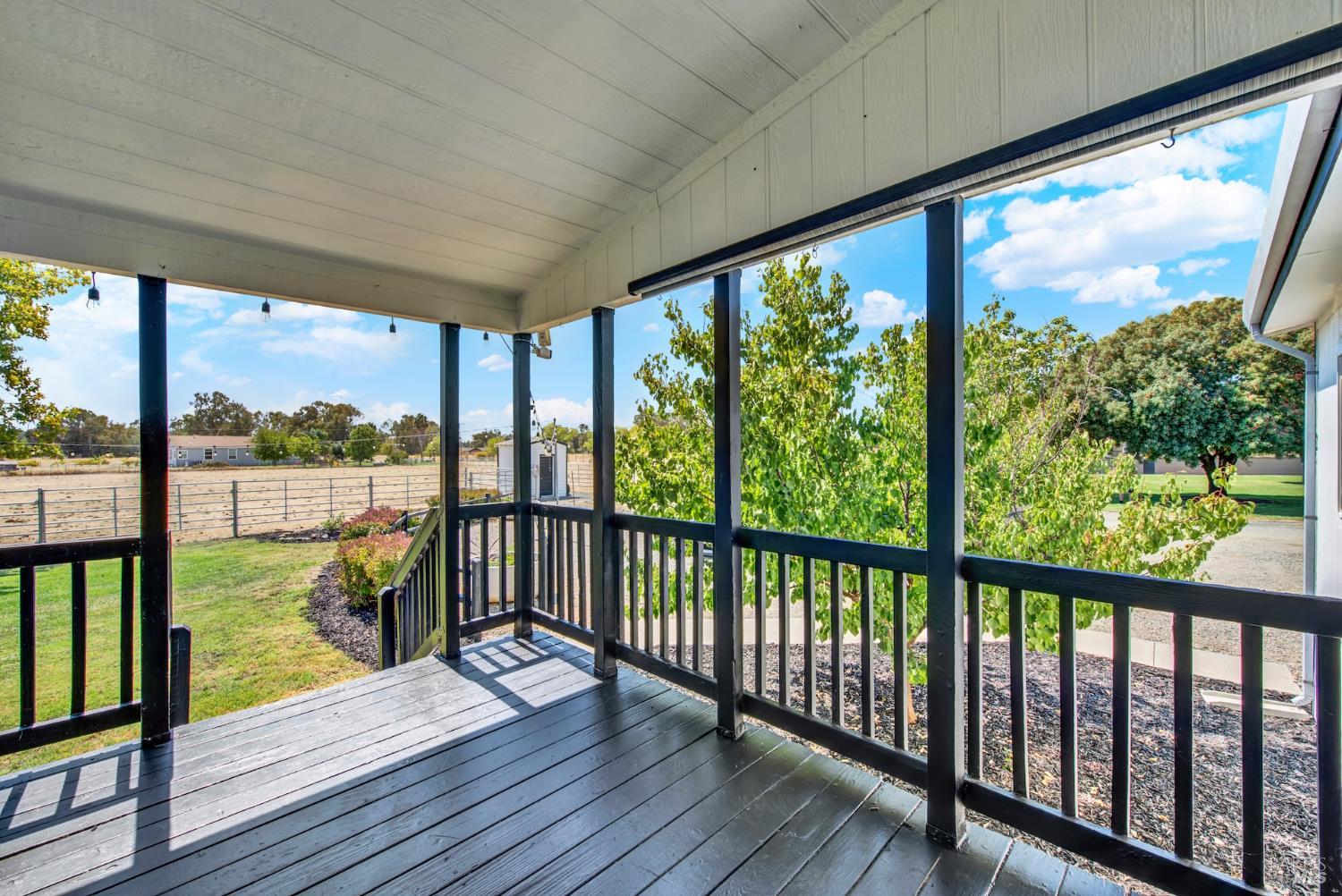 Detail Gallery Image 3 of 46 For 8498 Freedom Ln, Winters,  CA 95694 - 3 Beds | 2 Baths