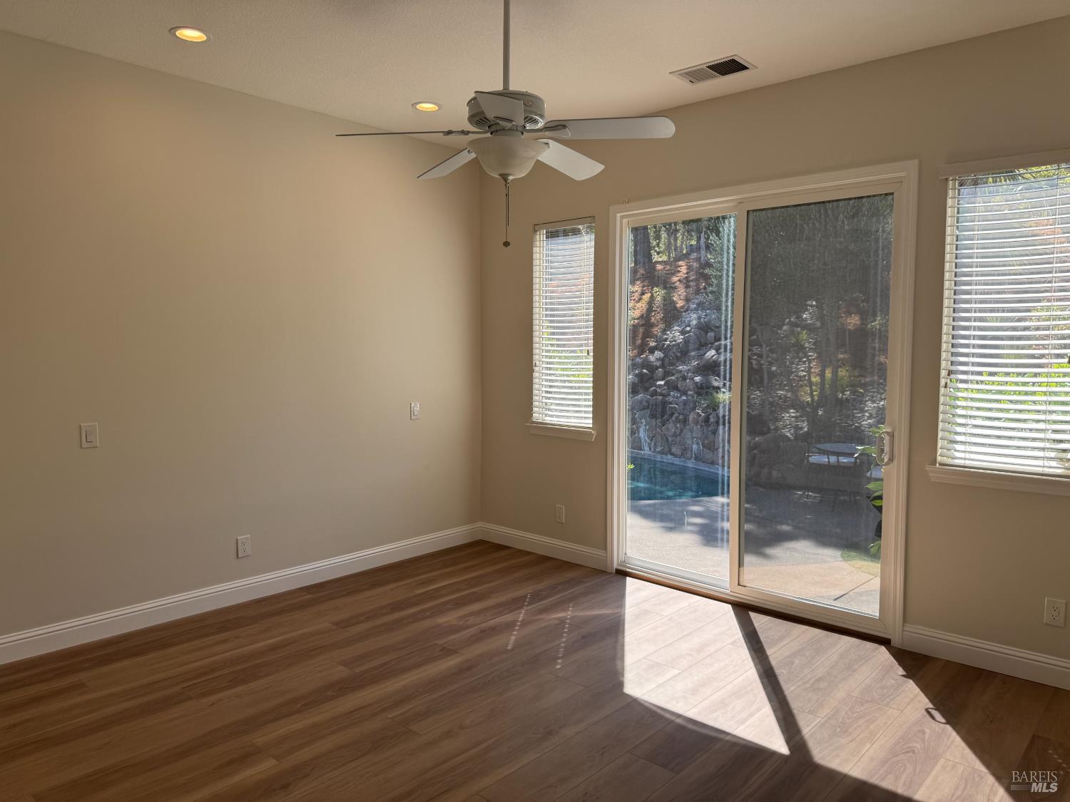 Detail Gallery Image 24 of 50 For 107 St Michael Ct, Cloverdale,  CA 95425 - 3 Beds | 2 Baths