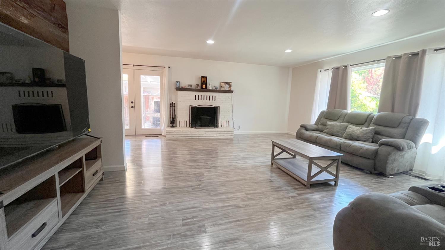 Detail Gallery Image 12 of 32 For 349 Washington Ave, Ukiah,  CA 95482 - 3 Beds | 2 Baths