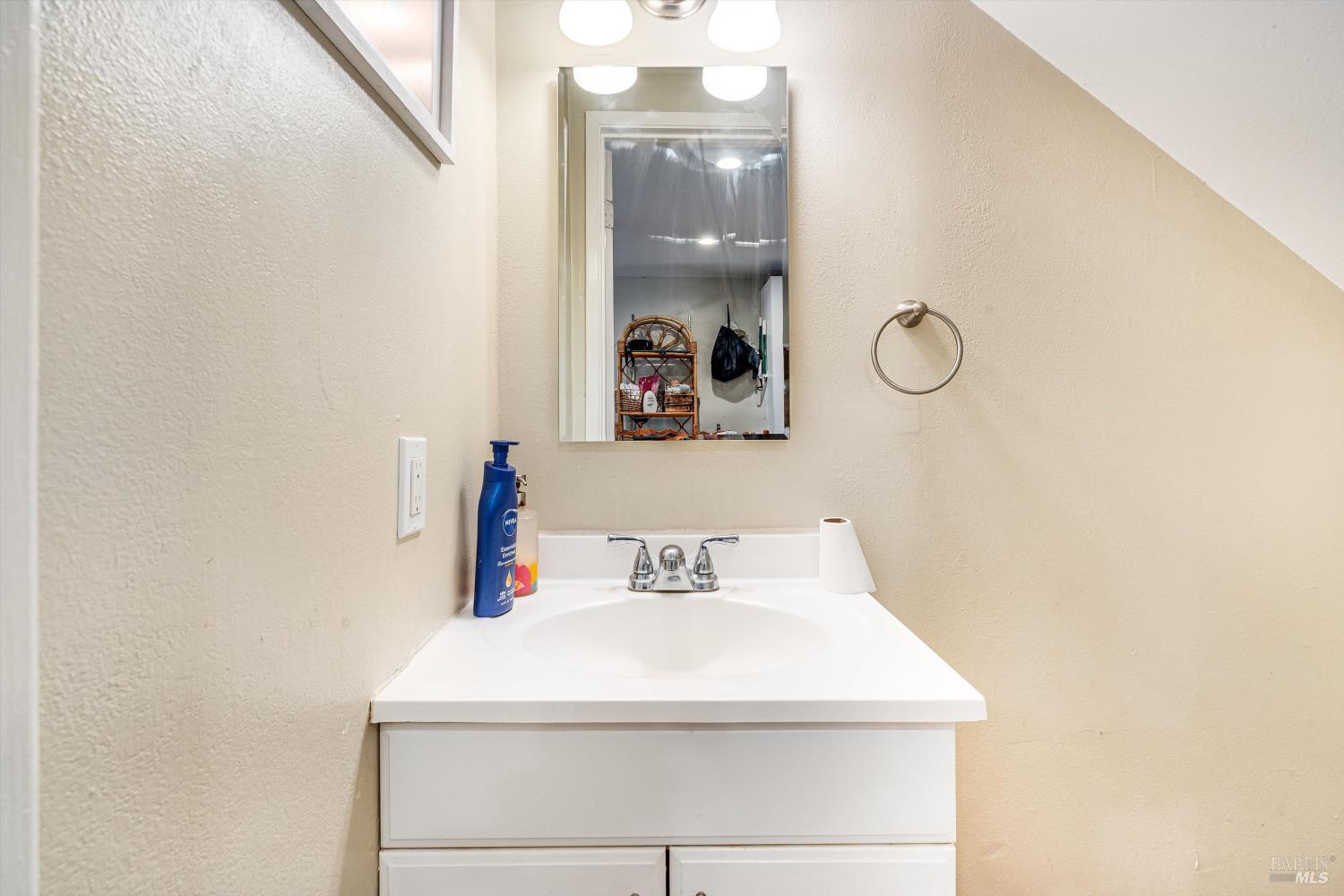 Detail Gallery Image 11 of 69 For 133 W Agua Caliente Rd, Sonoma,  CA 95476 - – Beds | – Baths