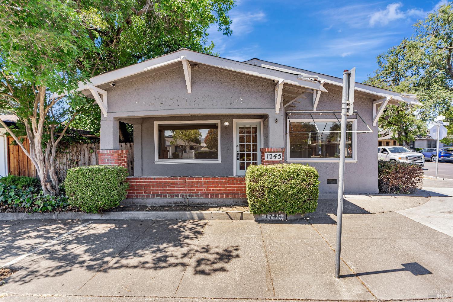 Detail Gallery Image 2 of 64 For 1335 D St, Napa,  CA 94559 - – Beds | – Baths
