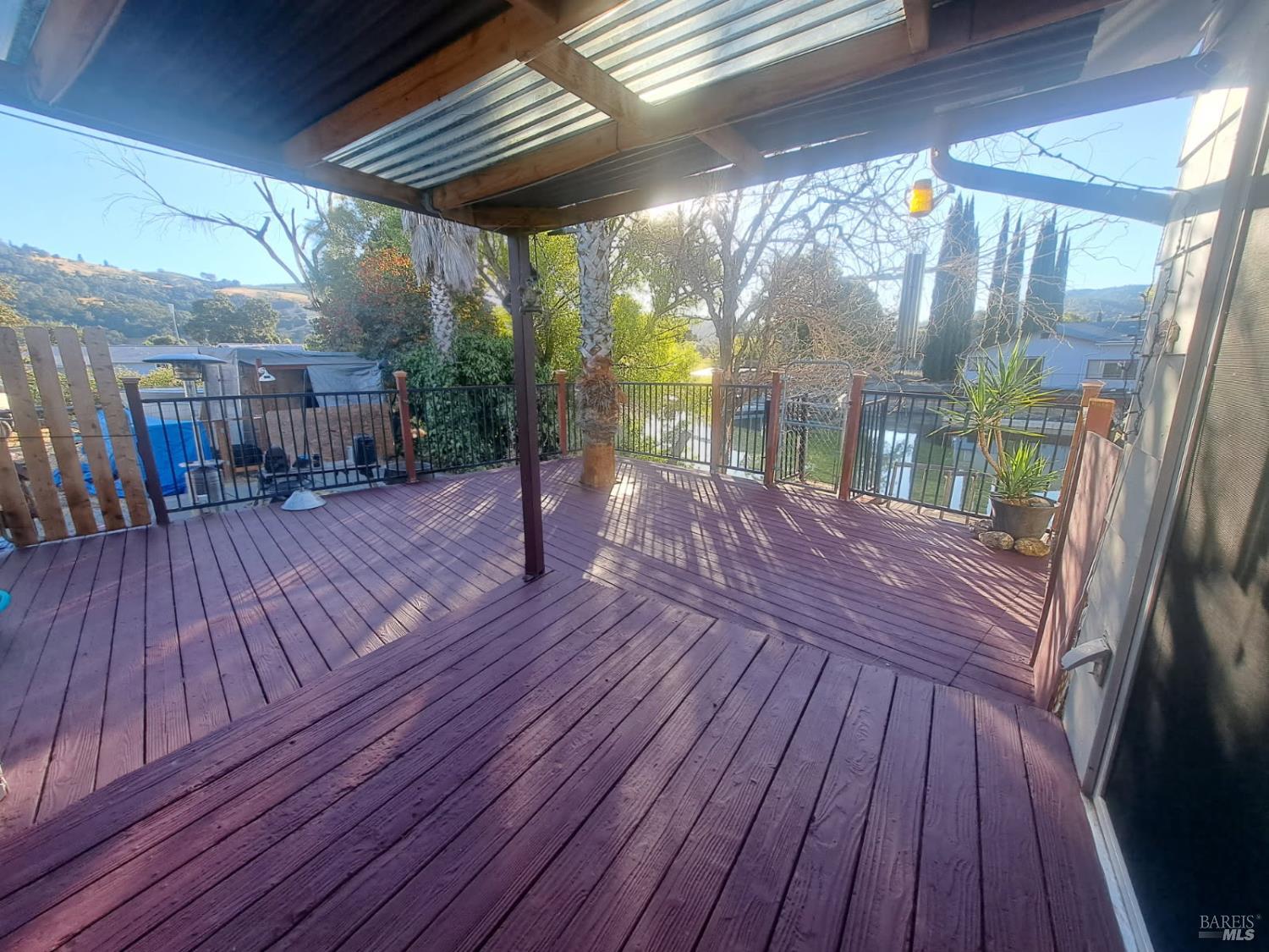 Detail Gallery Image 3 of 31 For 588 Pebble Way, Clearlake Oaks,  CA 95423 - 4 Beds | 2 Baths