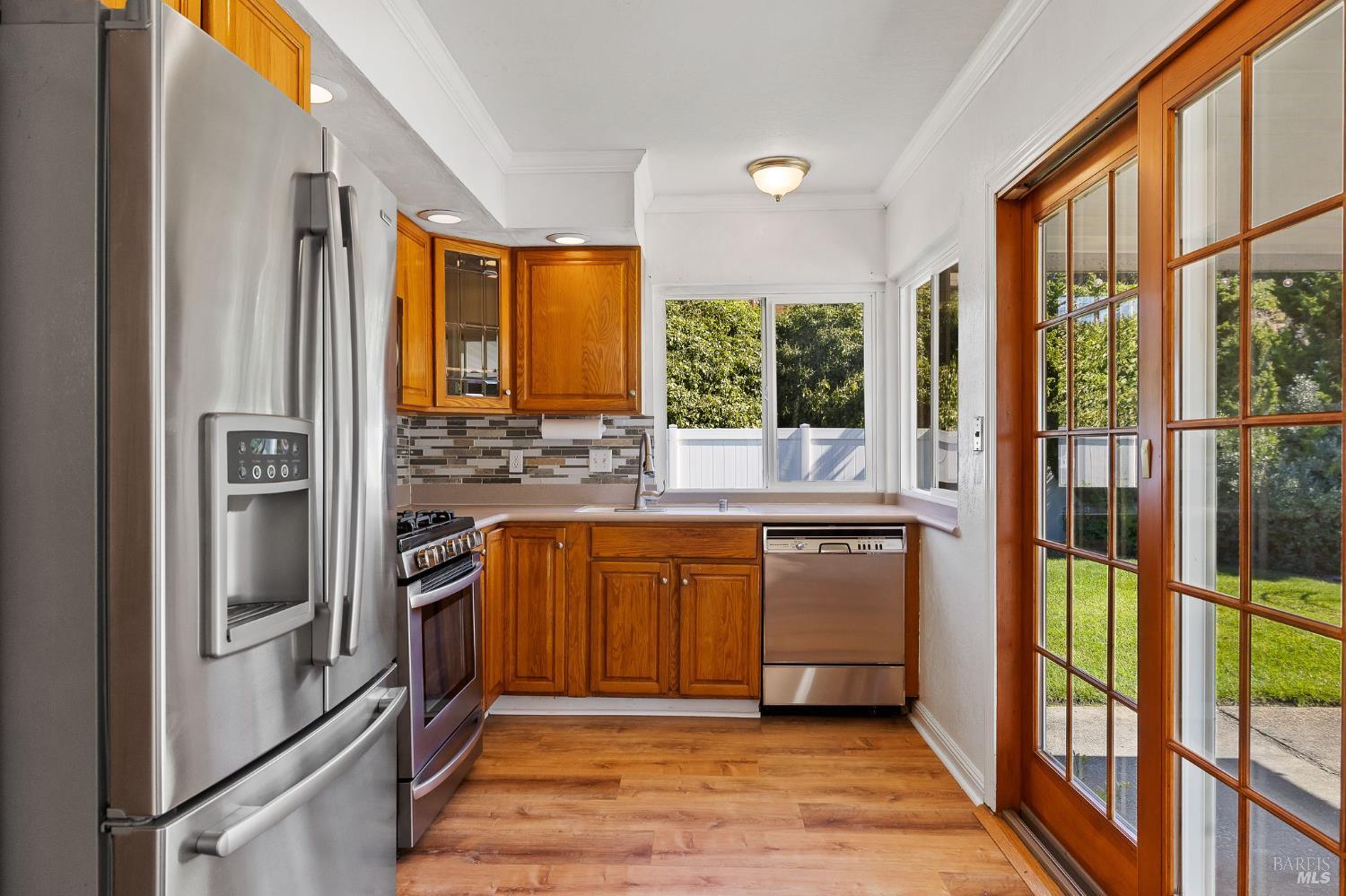 Detail Gallery Image 18 of 58 For 132 Chelsea Hills Dr, Benicia,  CA 94510 - 3 Beds | 2 Baths