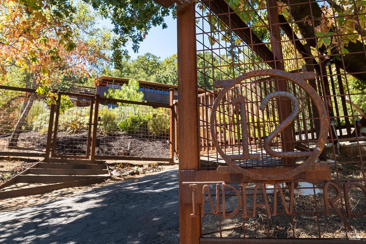 Detail Gallery Image 25 of 52 For 12 Indian Rd, San Rafael,  CA 94903 - 3 Beds | 1 Baths