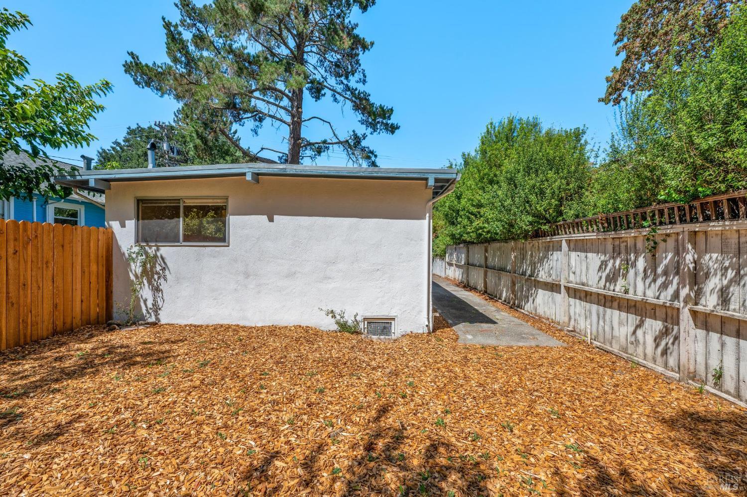 Detail Gallery Image 35 of 55 For 95 Dominga Ave, Fairfax,  CA 94930 - 2 Beds | 1 Baths