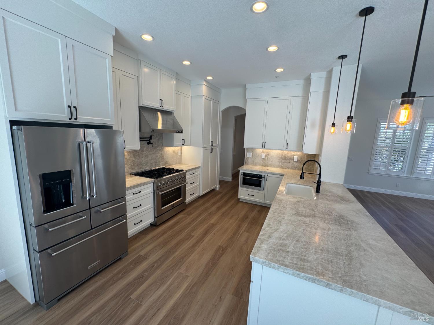 Detail Gallery Image 5 of 50 For 107 St Michael Ct, Cloverdale,  CA 95425 - 3 Beds | 2 Baths