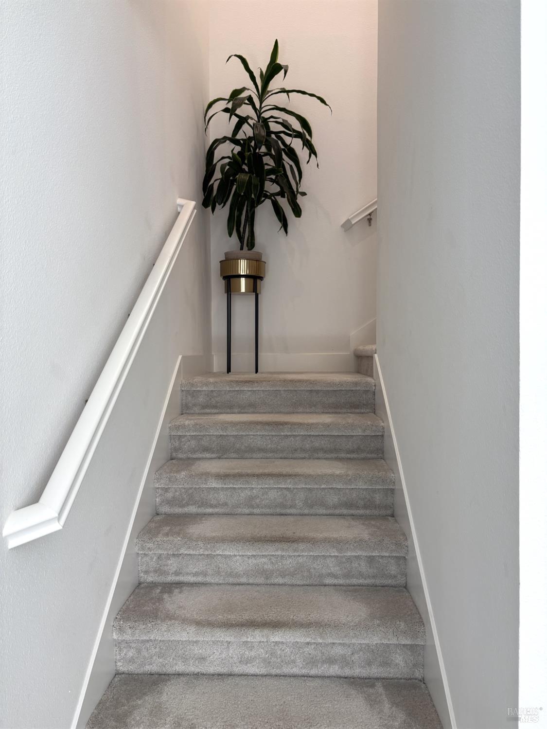 Detail Gallery Image 13 of 25 For 2912 Liscum St, Santa Rosa,  CA 95407 - 3 Beds | 2/1 Baths