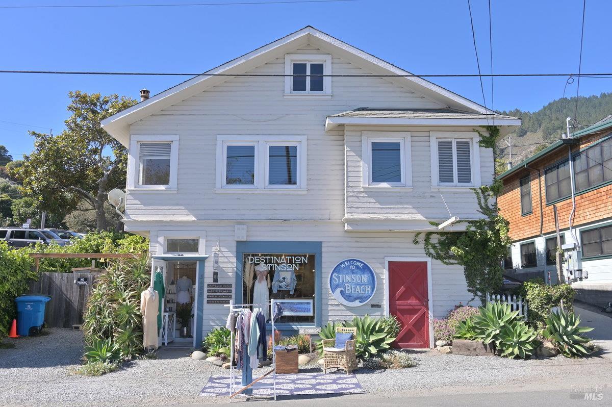 Detail Gallery Image 96 of 99 For 125 Laurel Ave, Stinson Beach,  CA 94970 - 3 Beds | 3 Baths