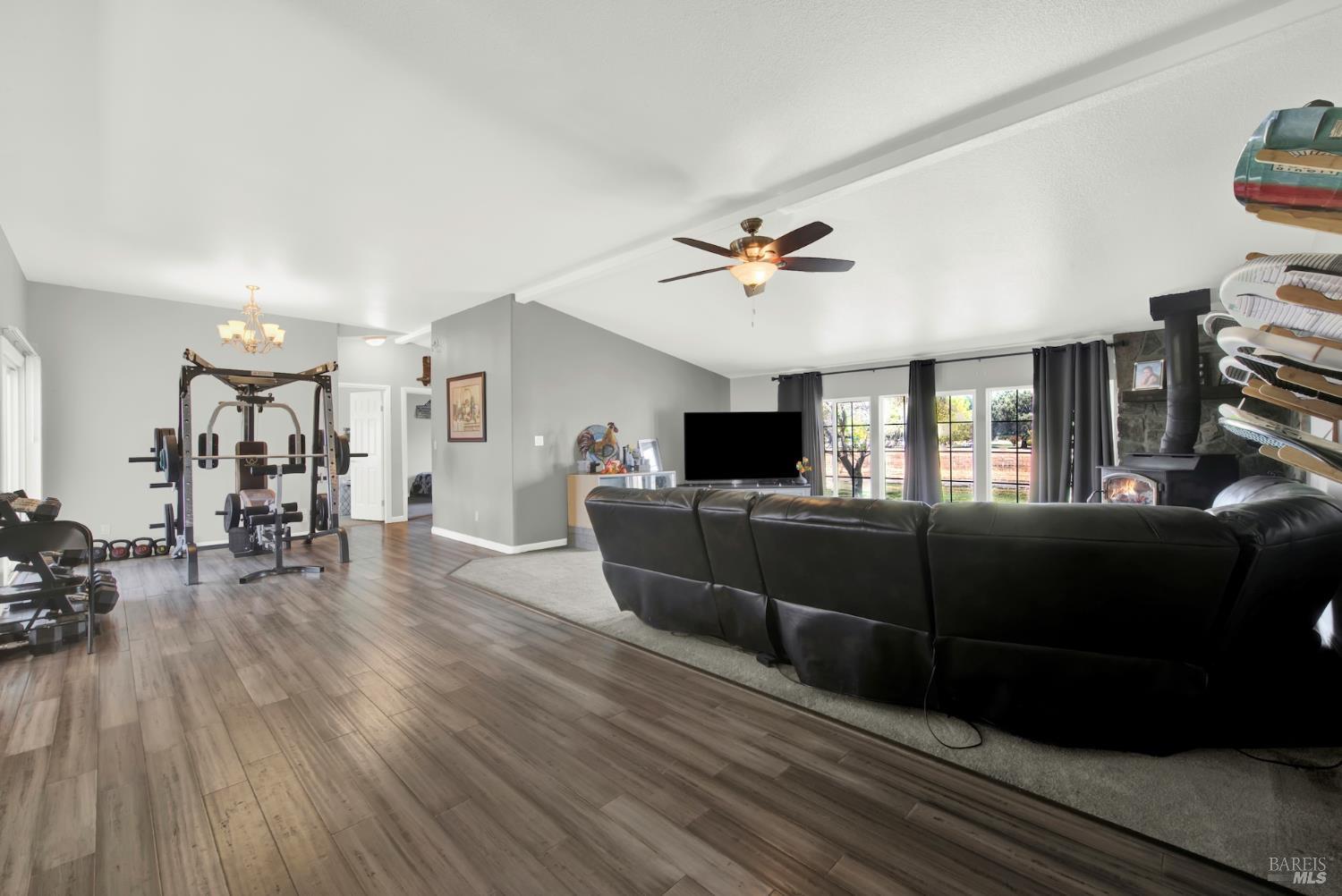 Detail Gallery Image 6 of 46 For 8498 Freedom Ln, Winters,  CA 95694 - 3 Beds | 2 Baths