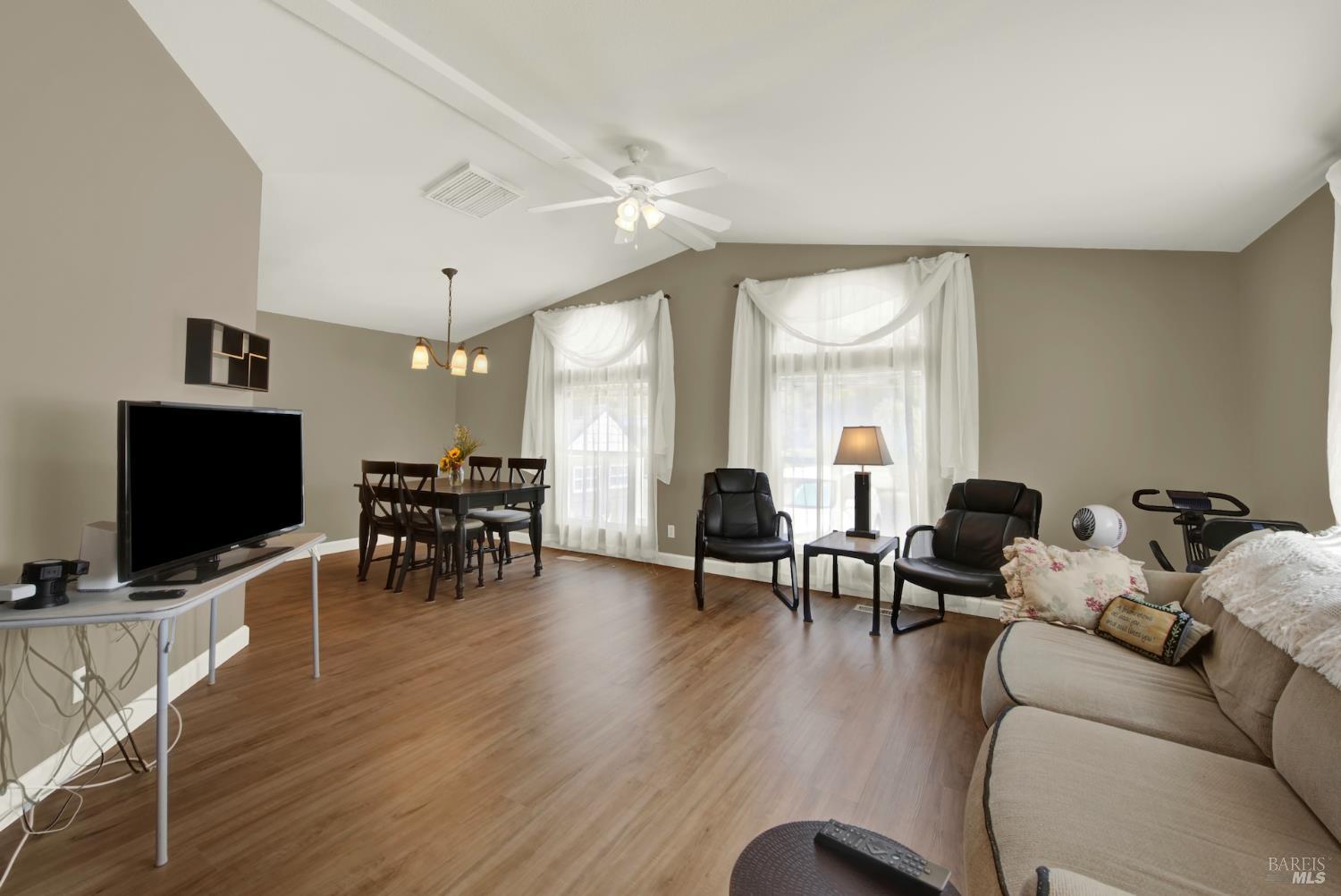 Detail Gallery Image 36 of 73 For 700 Shady Glen Ln, Vacaville,  CA 95688 - 3 Beds | 2 Baths