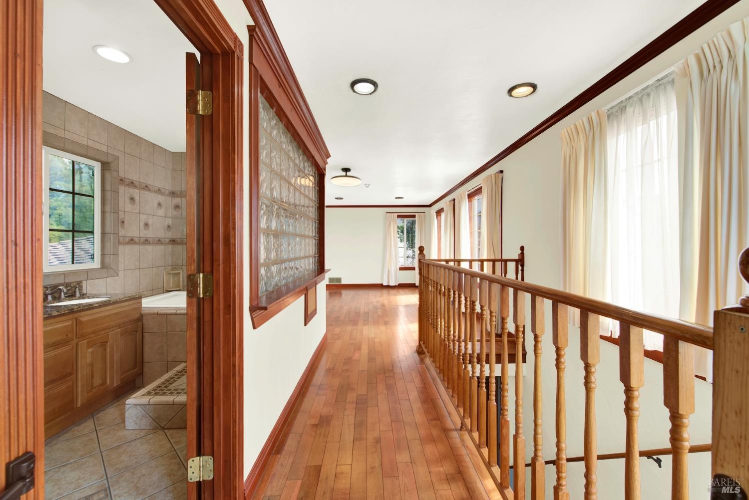 Detail Gallery Image 29 of 64 For 2629 Brooks Ave, El Cerrito,  CA 94530 - 5 Beds | 3/1 Baths