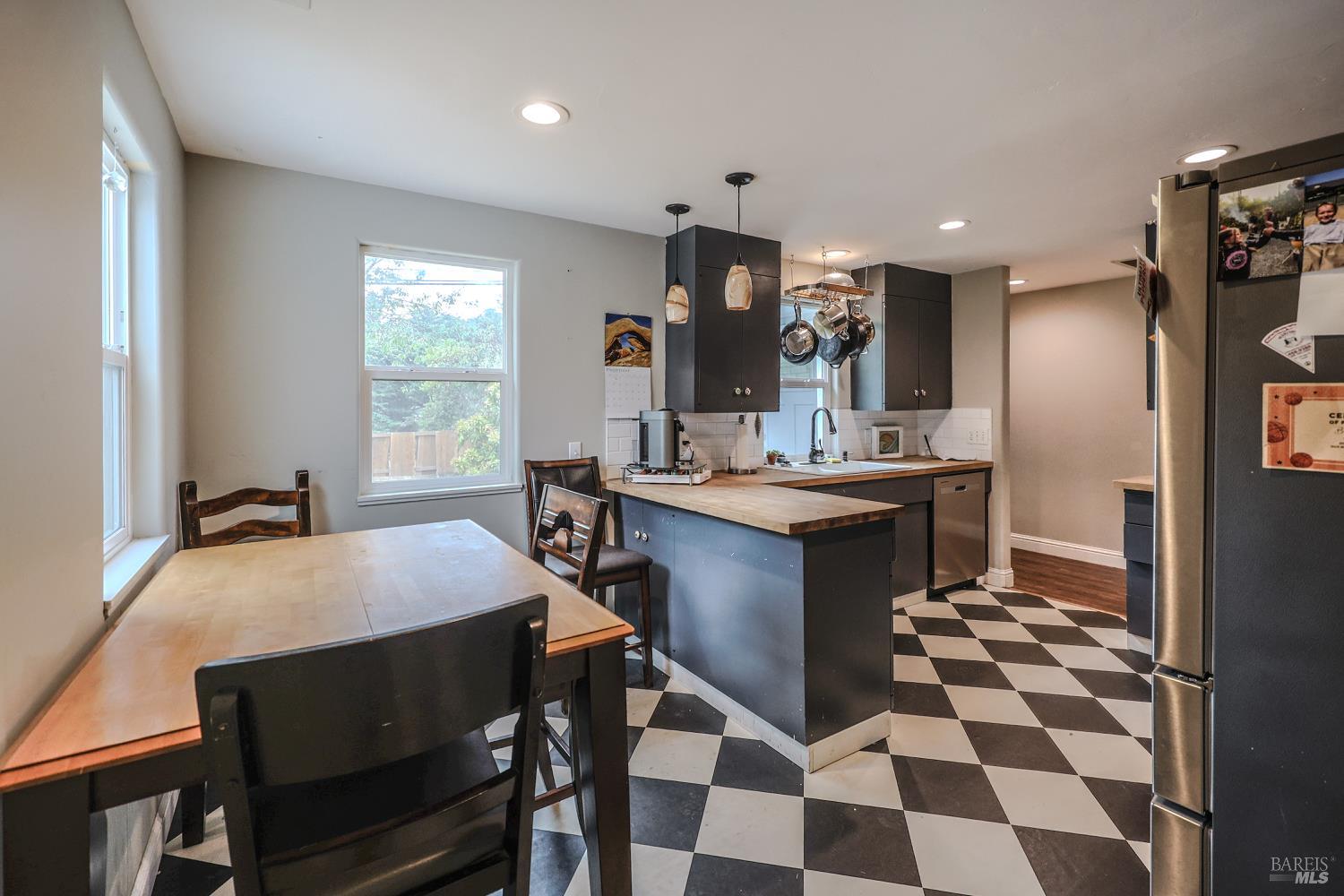 Detail Gallery Image 7 of 21 For 17621 N Highway 1 Unkn, Fort Bragg,  CA 95437 - 3 Beds | 1/1 Baths