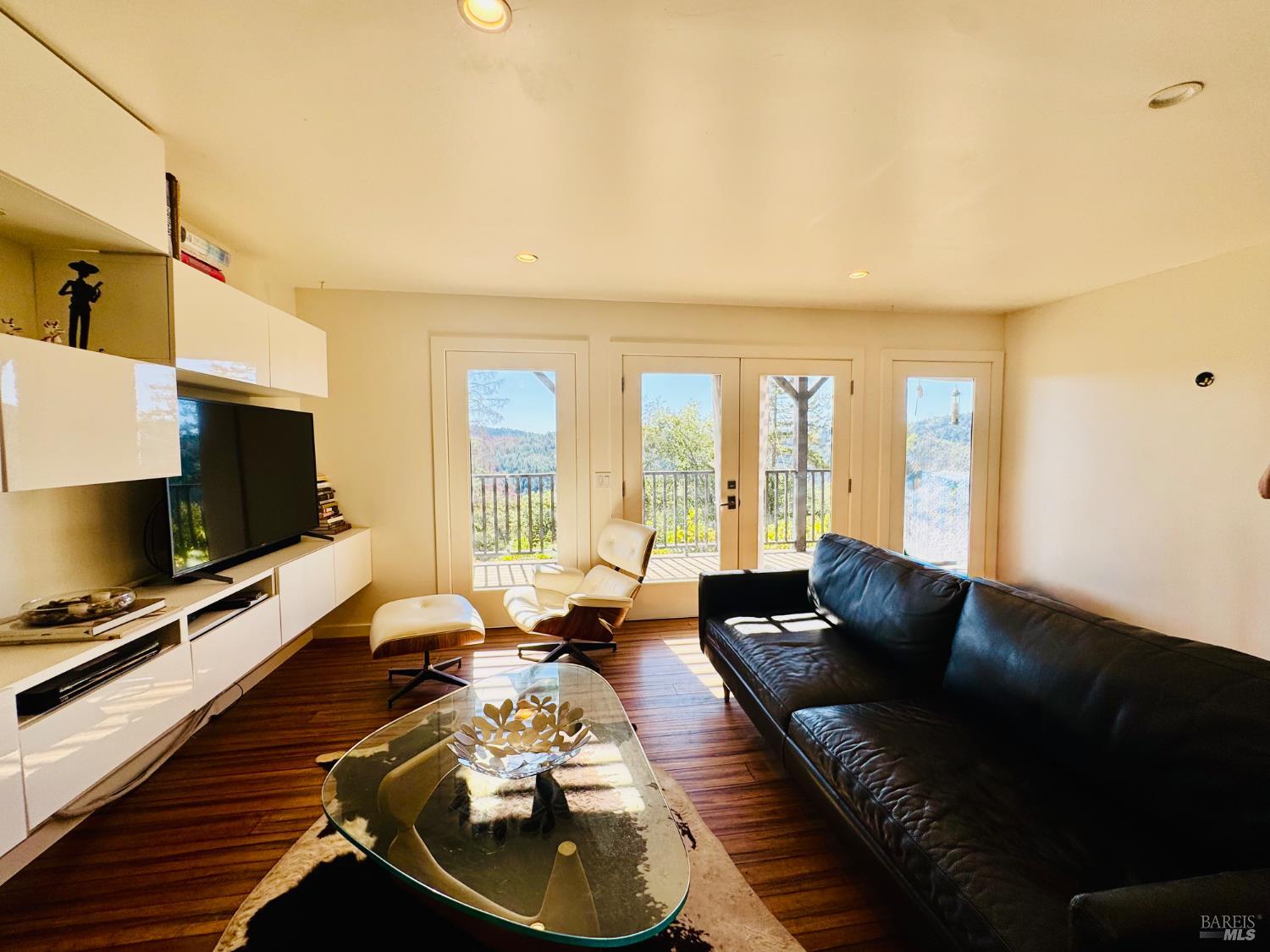 Detail Gallery Image 37 of 60 For 18574 Tomki Rd, Redwood Valley,  CA 95470 - 2 Beds | 2 Baths