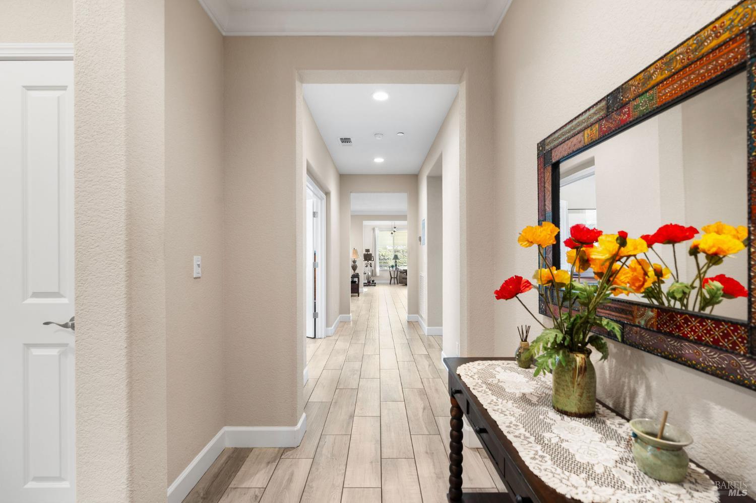 Detail Gallery Image 4 of 63 For 590 Belvedere Dr, Rio Vista,  CA 94571 - 2 Beds | 2 Baths