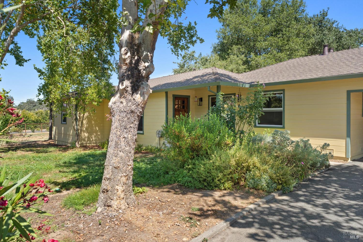 Detail Gallery Image 3 of 65 For 644 Piezzi Rd, Santa Rosa,  CA 95401 - 3 Beds | 1/1 Baths