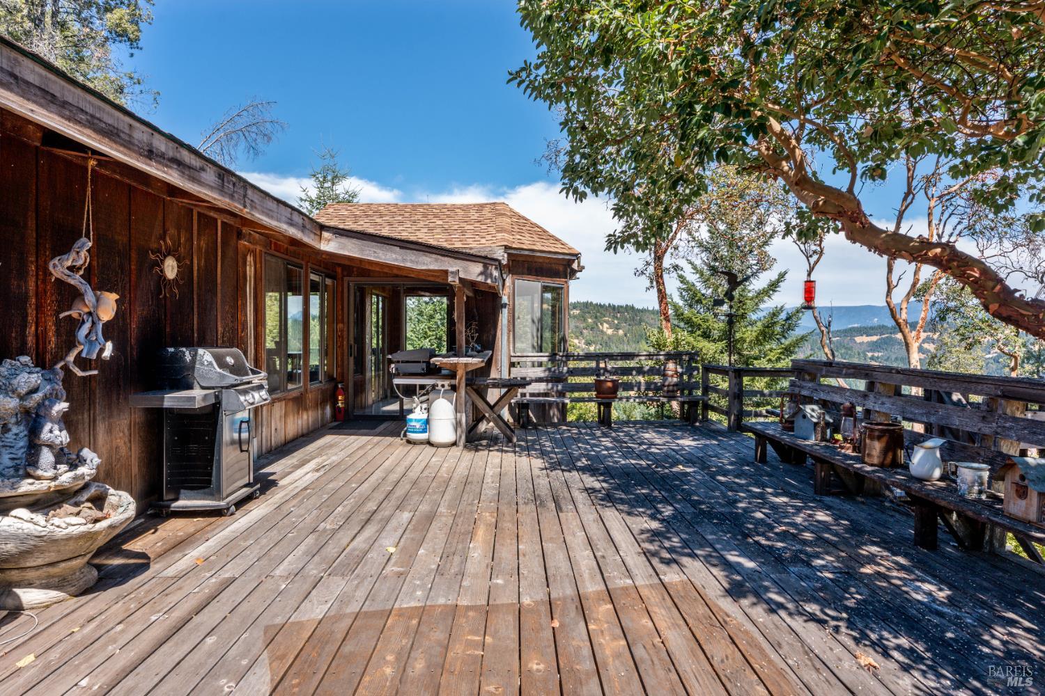 Detail Gallery Image 22 of 28 For 18396 Mariposa Creek Rd, Willits,  CA 95490 - 3 Beds | 3/1 Baths