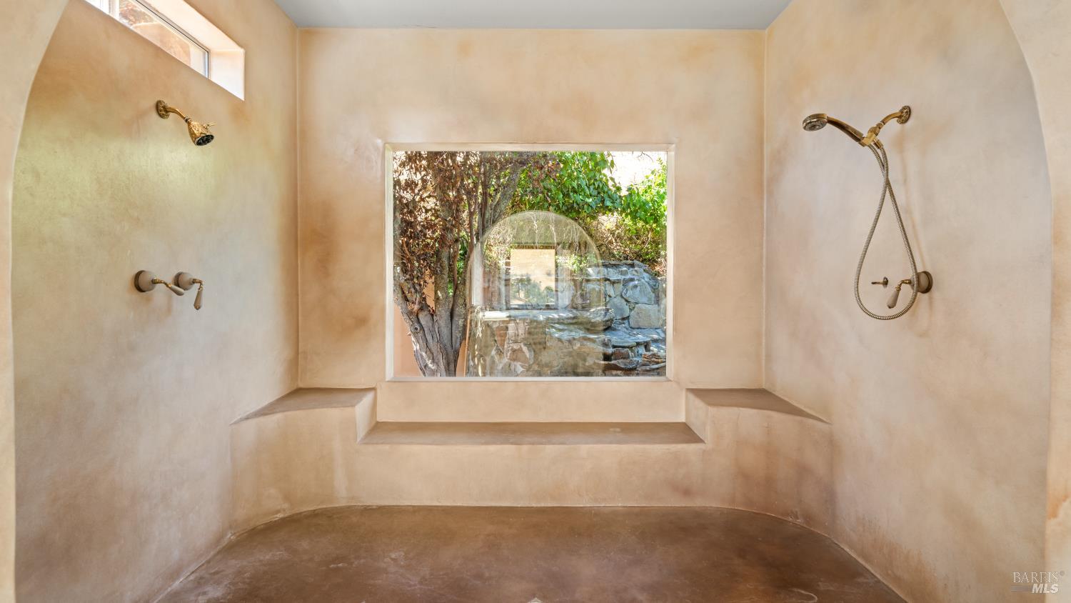 Detail Gallery Image 48 of 99 For 3380 Hidden Valley Ln, Fairfield,  CA 94534 - 5 Beds | 6/1 Baths
